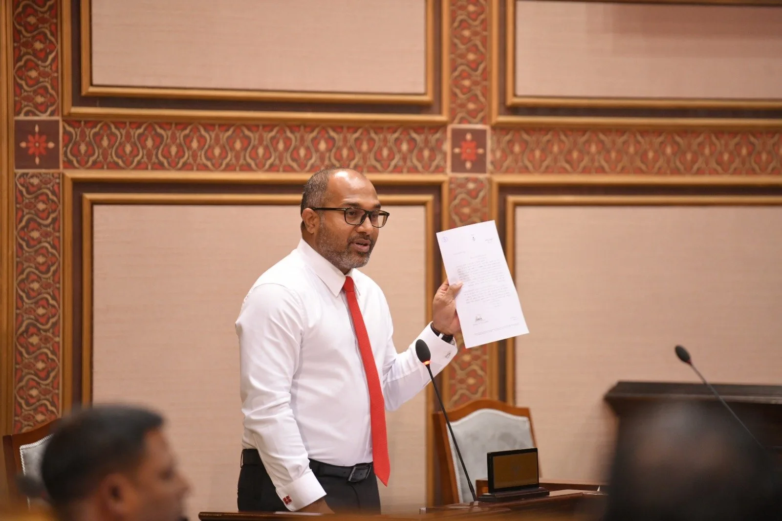 Ali_ihusaan